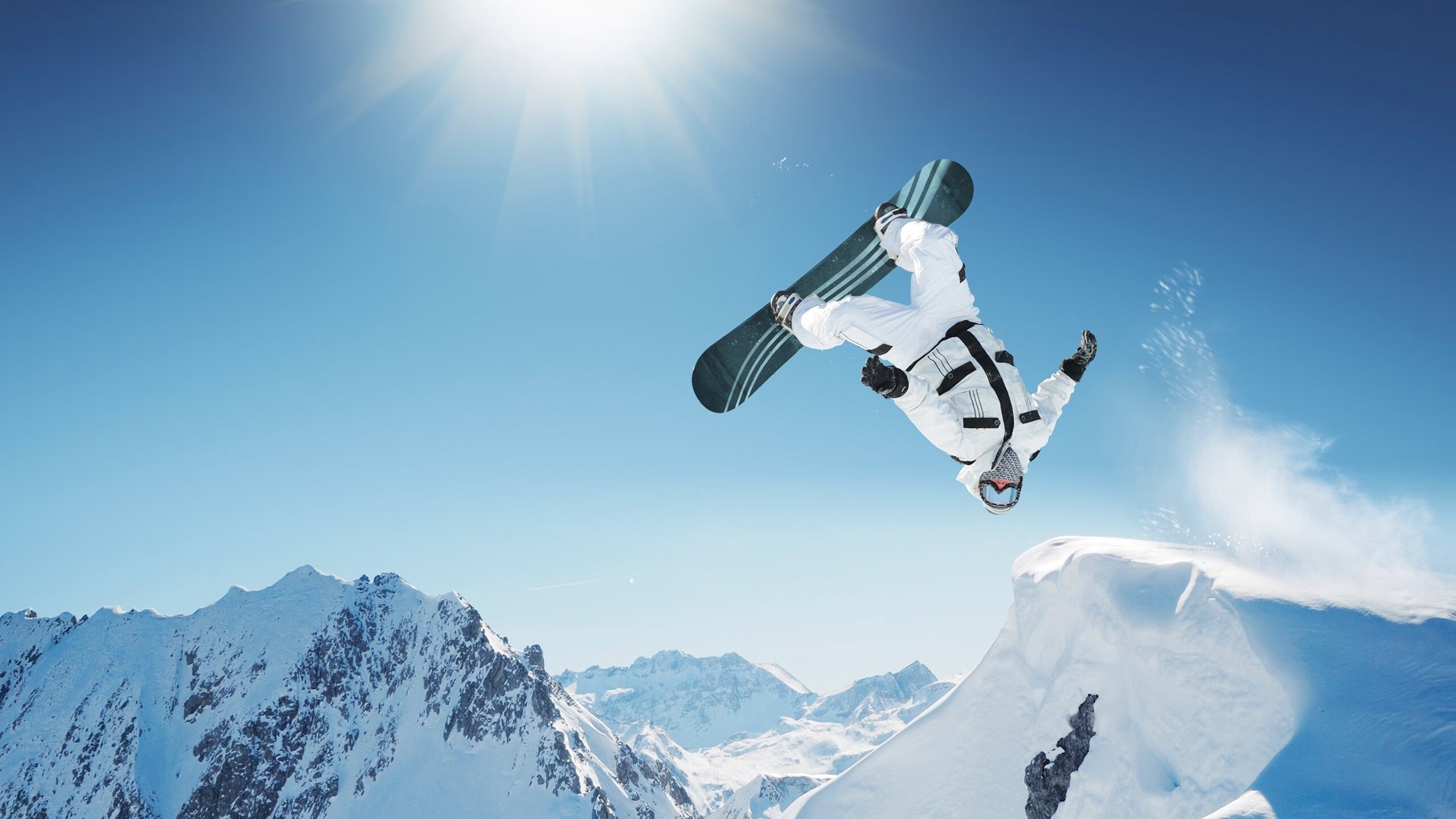 球迷风云：最疯狂的比赛现场互动瞬间，足球疯狂球迷